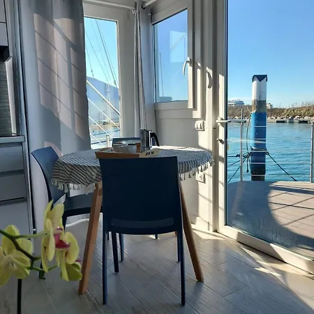 Hébergement de vacances Floating *