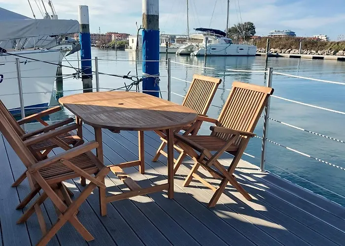 Floating Holiday home Grado